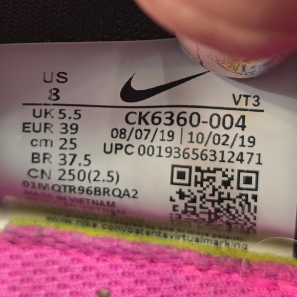 Nike Women's Running Sneakers Black Pink Size 8 Athleisure Sporty Chic Aesthetic - Picture 4 of 8